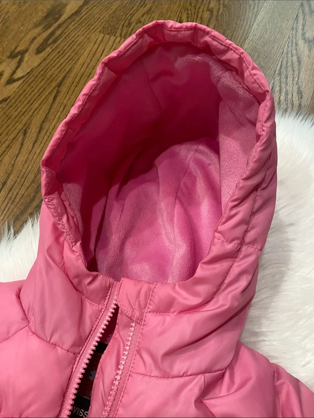 Kids 4/5 Swisstech Hooded Pink Puffer Jacket - Lightweight Warm Insulation